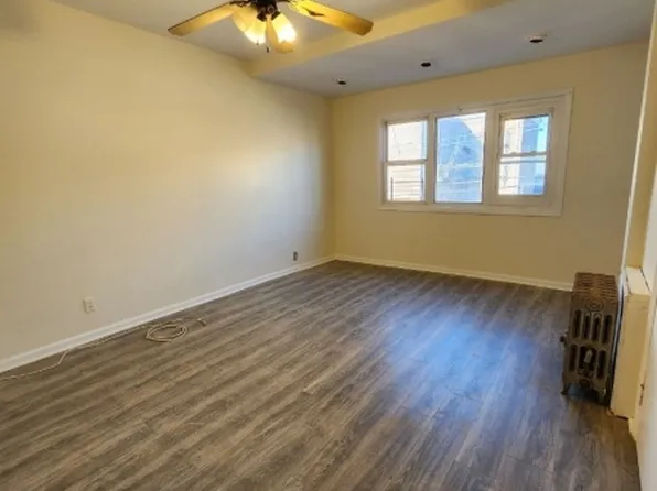 668 Clarkson Ave #4, Elizabeth City, NJ 07202