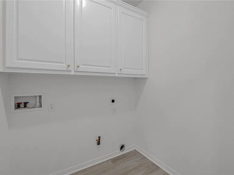 305 Stone Chase Ct — Photo 11