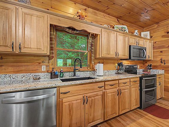 17th image of 453 Macs Mountain Retreat Ln