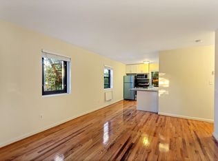 20316 43rd Ave APT 1C, Bayside, NY 11361