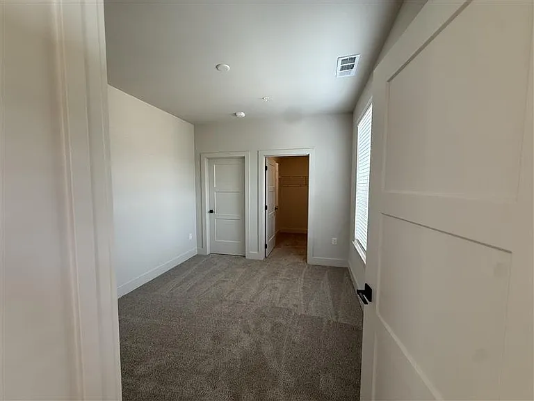 District on the Etowah Apartments — Photo 1422