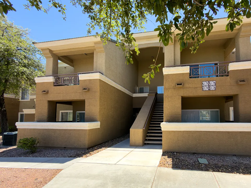 8070 W Russell Rd #2063-1