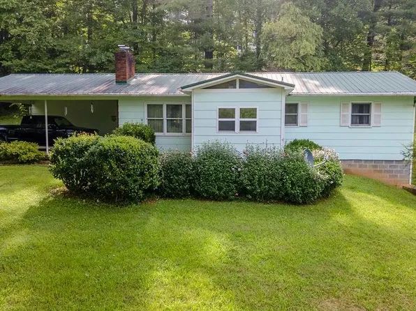 32 Endoda Rd, Franklin, NC 28734