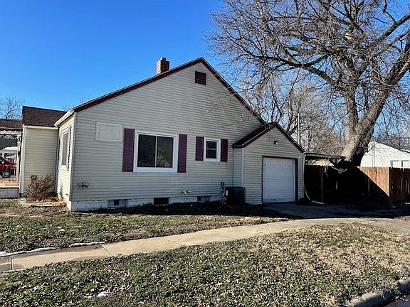 2nd image of 600 W 13th Ave