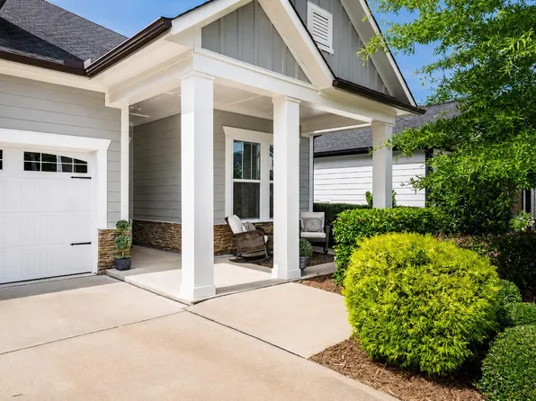 93 Abercorn Cir, Chapel Hill, NC 27516