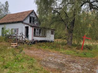 14 Emerson St, Enfield, ME 04493