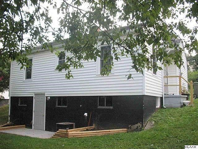 2nd image of 621 York Ave