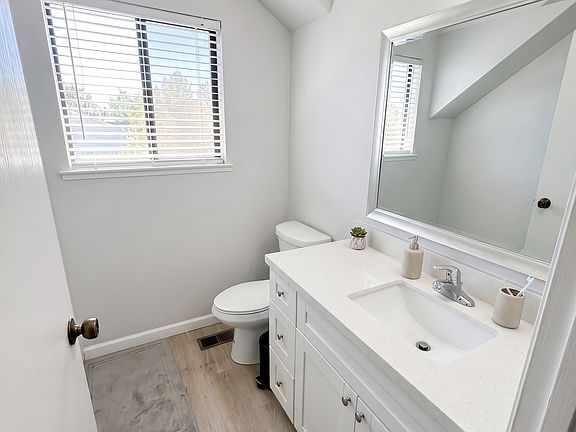 2nd Floor bathroom
