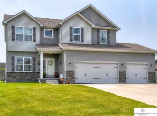 15009 Elderberry Circle, Bennington, NE 68007