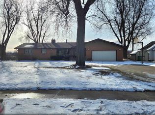 735 Park St, Wrightstown, WI 54180