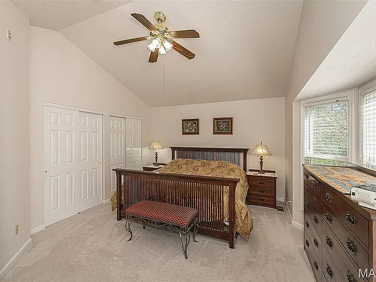 1079 Goss Ct — Photo 5