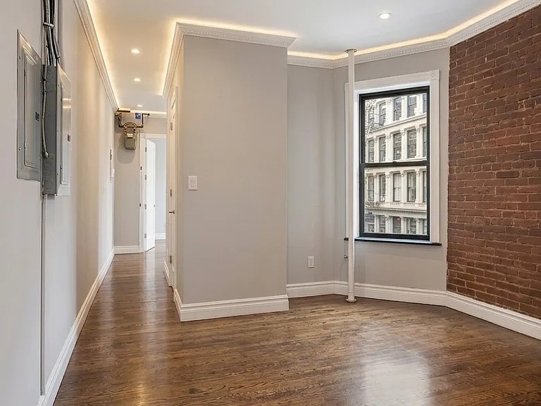 221 E 23rd St #6 — Photo 2