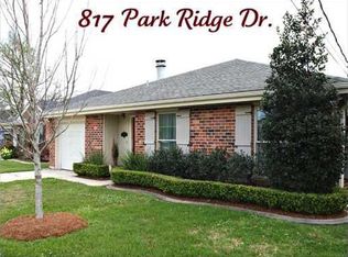 817 Park Ridge Dr, River Ridge, LA 70123