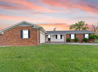 101 Holly Hill Dr, Nicholasville, KY 40356