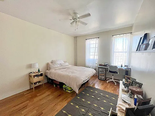 Bedroom, photo 2
