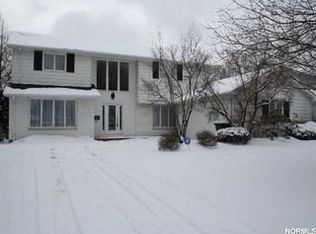 24908 Duffield Rd, Beachwood, OH 44122