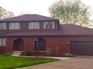 6179 Bayshore Cir NW, Canton, OH