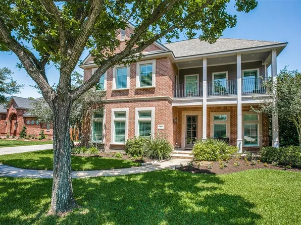 218 Canyon Oak Dr, Lake Jackson, TX 77566