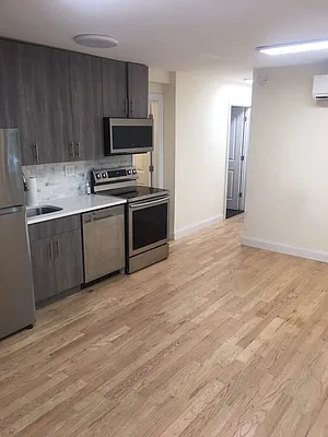 Rented by Weinstein Realty Group | media 18