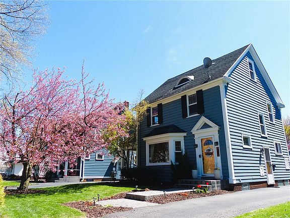 2nd image of 21 Elmcroft Rd