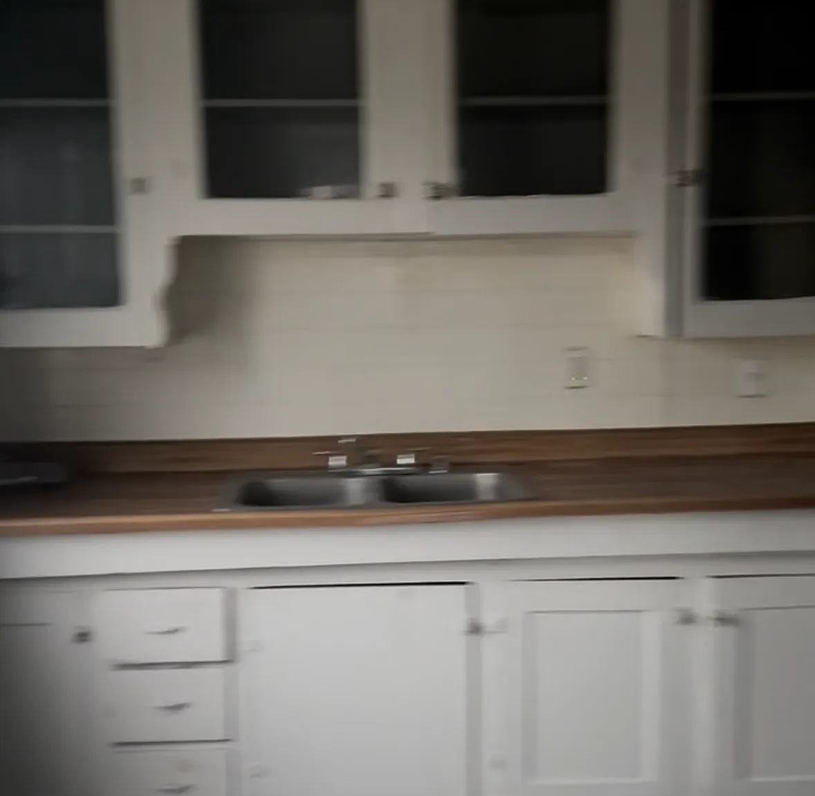 2 bed, 800 sqft, $950 — Photo 2
