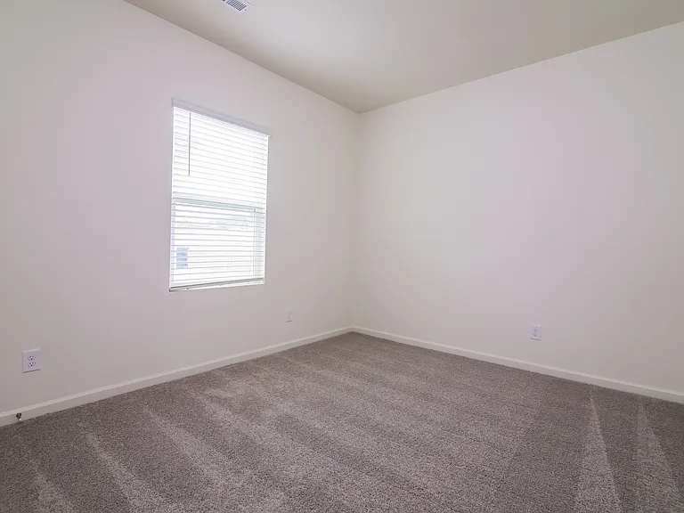 2924 Winding Ridge Dr W — Photo 9