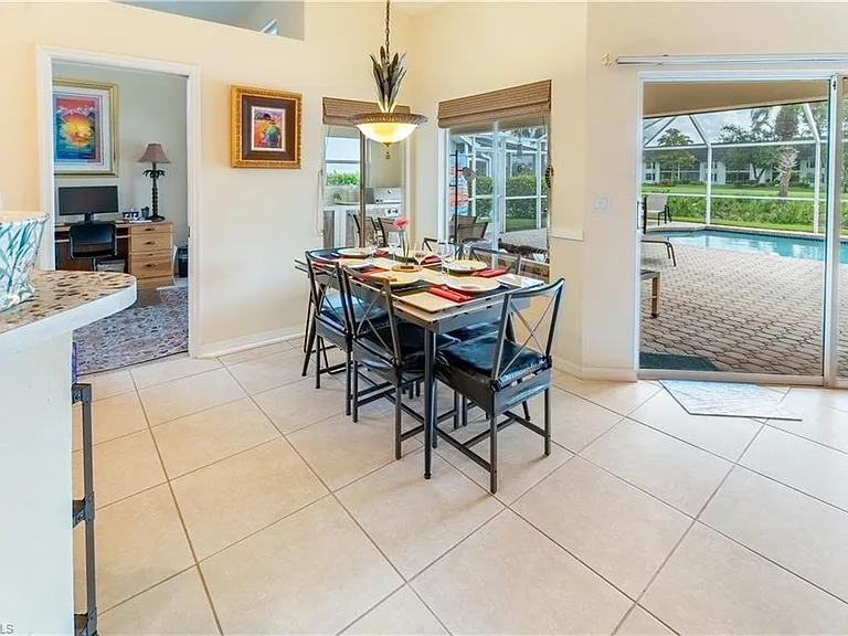 458 Countryside Dr — Photo 11
