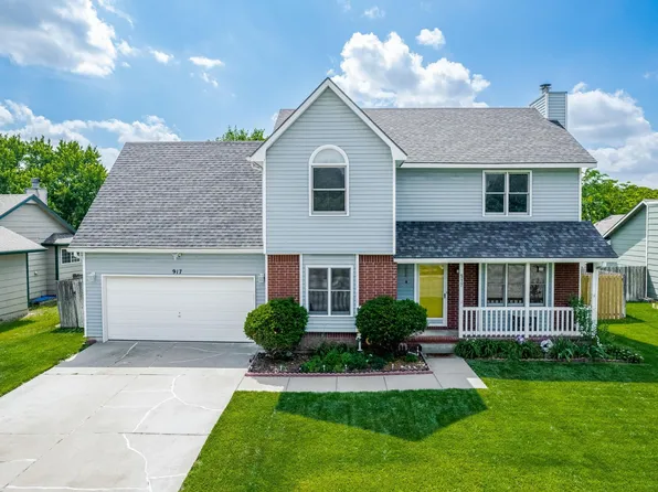 917 N Clover Ln, Valley Center, KS 67147