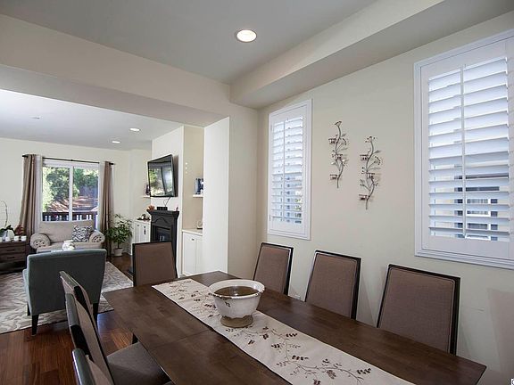 5th image of 6300 Honolulu Ave Unit 104