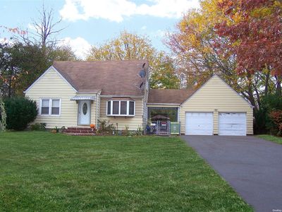 36 Dare Rd, Selden, NY, 11784