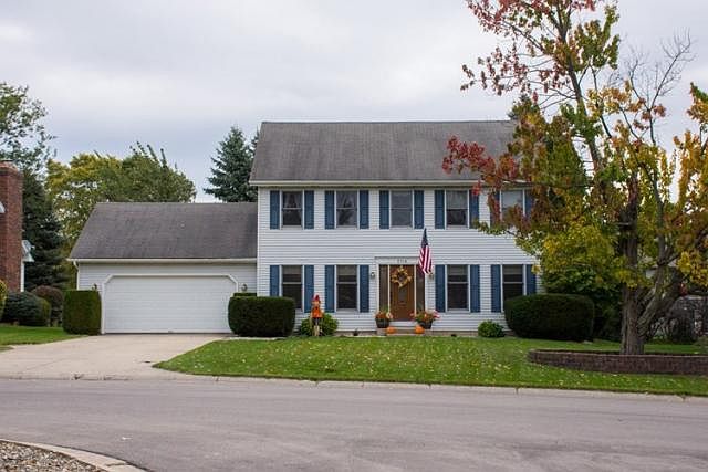 1st image of 2716 Belknap Ln