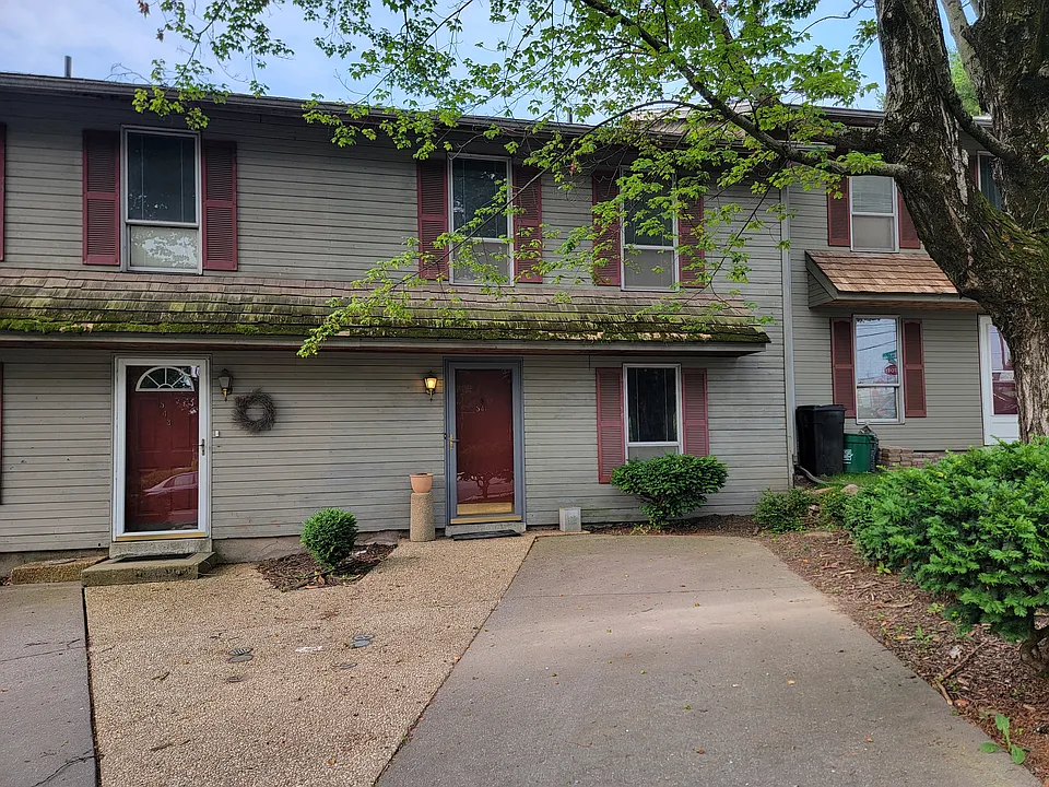 541 Cloverbrook Dr