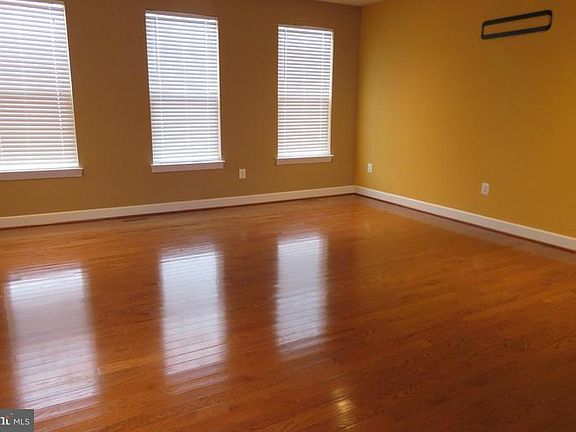2nd image of 16706 Shackleford Way