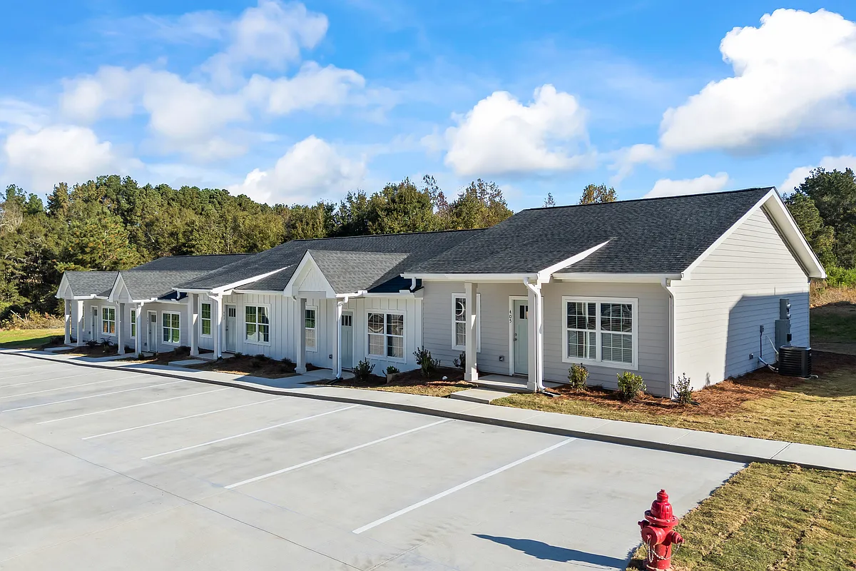 Building Photo - 179 Wheeler Cir #202