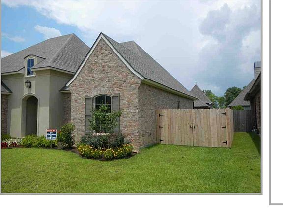 3rd image of 102 Fernridge Dr
