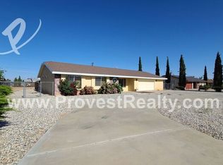 11124 Saratoga Rd, Apple Valley, CA 92308