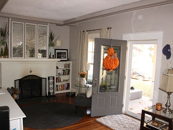 3rd image of 5016 Carrollton Ave