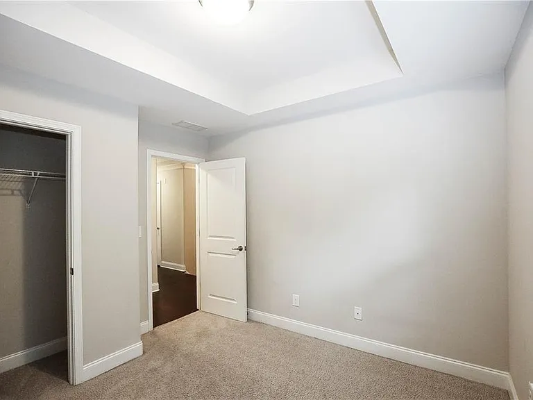 1920 Townsend Ct — Photo 38