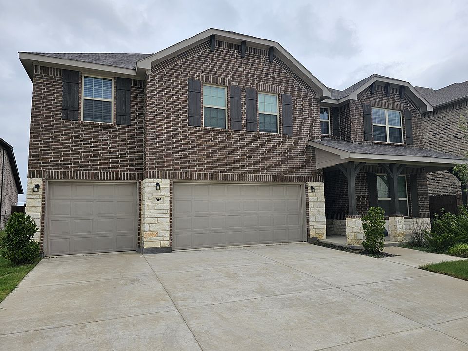 1st image of 705 McAdoo Dr