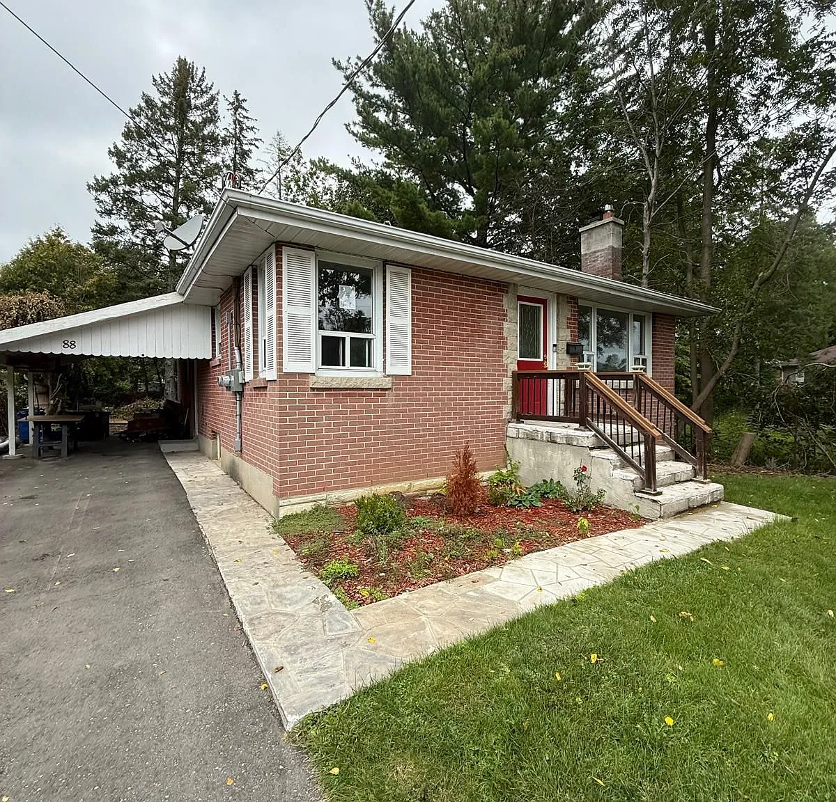 3 bed, $2,350 — Photo 2