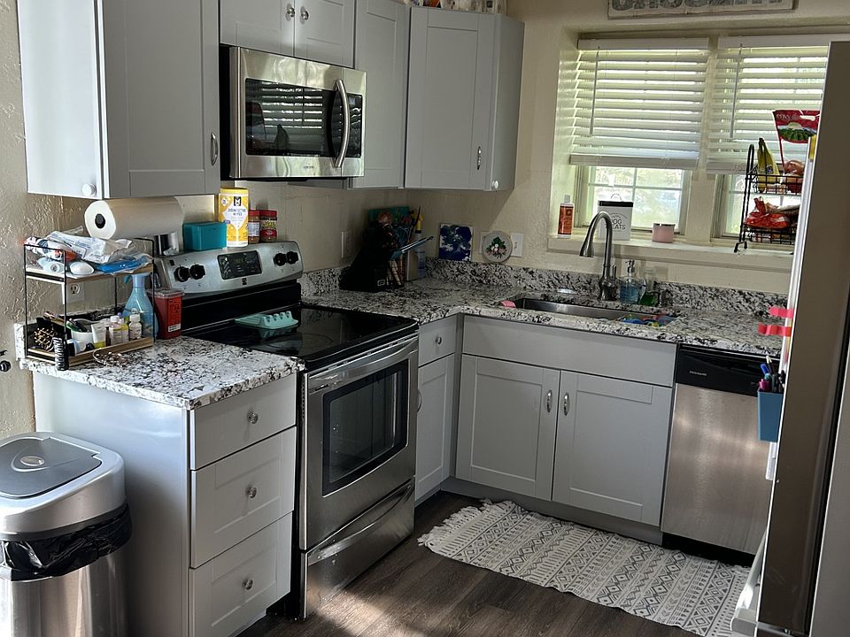 Kitchen area_09262024