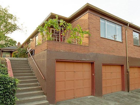 Front of Building (Your garage is the middle one)