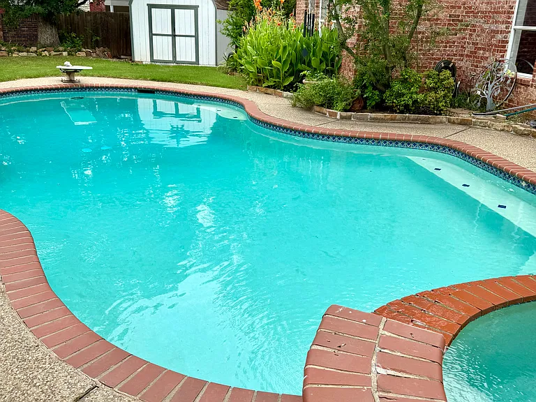 525 Abbey Ct — Photo 27