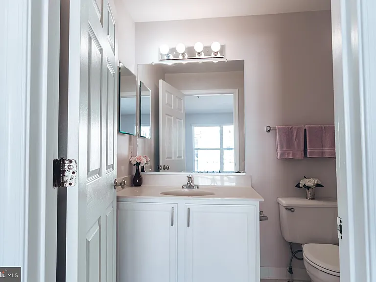 6607 Netties Ln #1601 — Photo 17