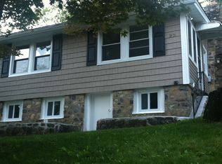 93 Cedar Lake W, Denville, NJ 07834