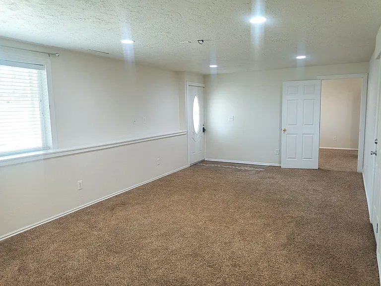 9658 W Heather Rd — Photo 6