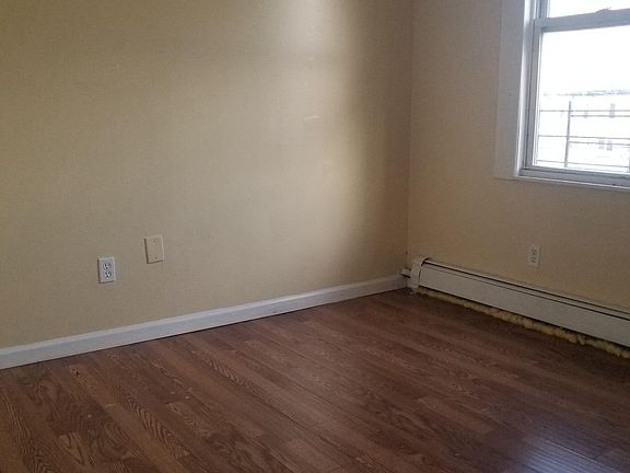 2nd image of 97 Hawthorne Ave