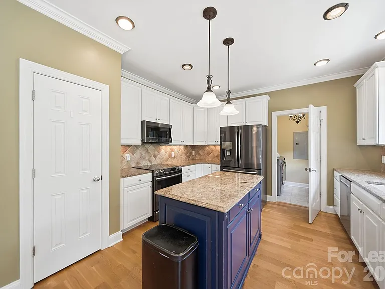 7107 Nesbit Rd — Photo 17