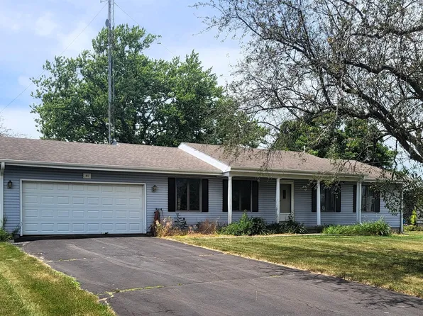 311 S Viking Vie, Lee, IL 60530