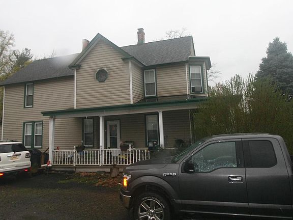 4th image of 927 Bellevue Ave